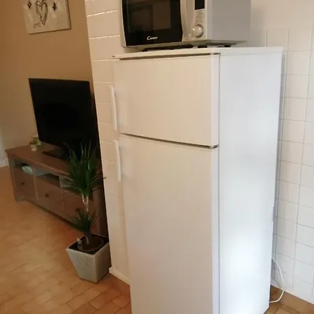 appartement type f2 proche PARIS 25 KM Andilly  Extérieur photo