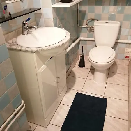 appartement type f2 proche PARIS 25 KM Andilly  Extérieur photo