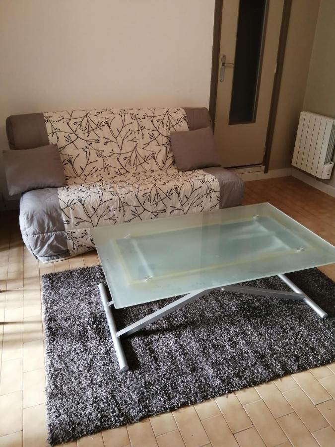 Type F2 Proche Paris 25 Km Apartment *