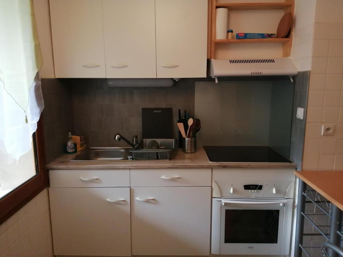 Type F2 Proche Paris 25 Km Apartment